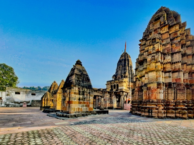 Madhya Pradesh Jyotirlinga Yatra Package - 4 Days Spiritual Journey