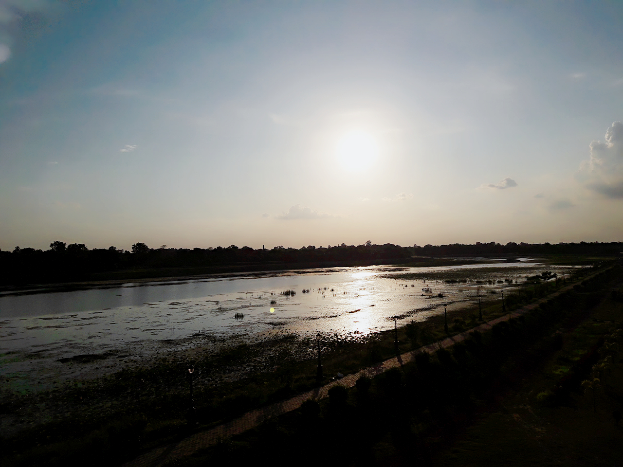 Moti Jheel: The Serene Pearl Lake of Kanpur