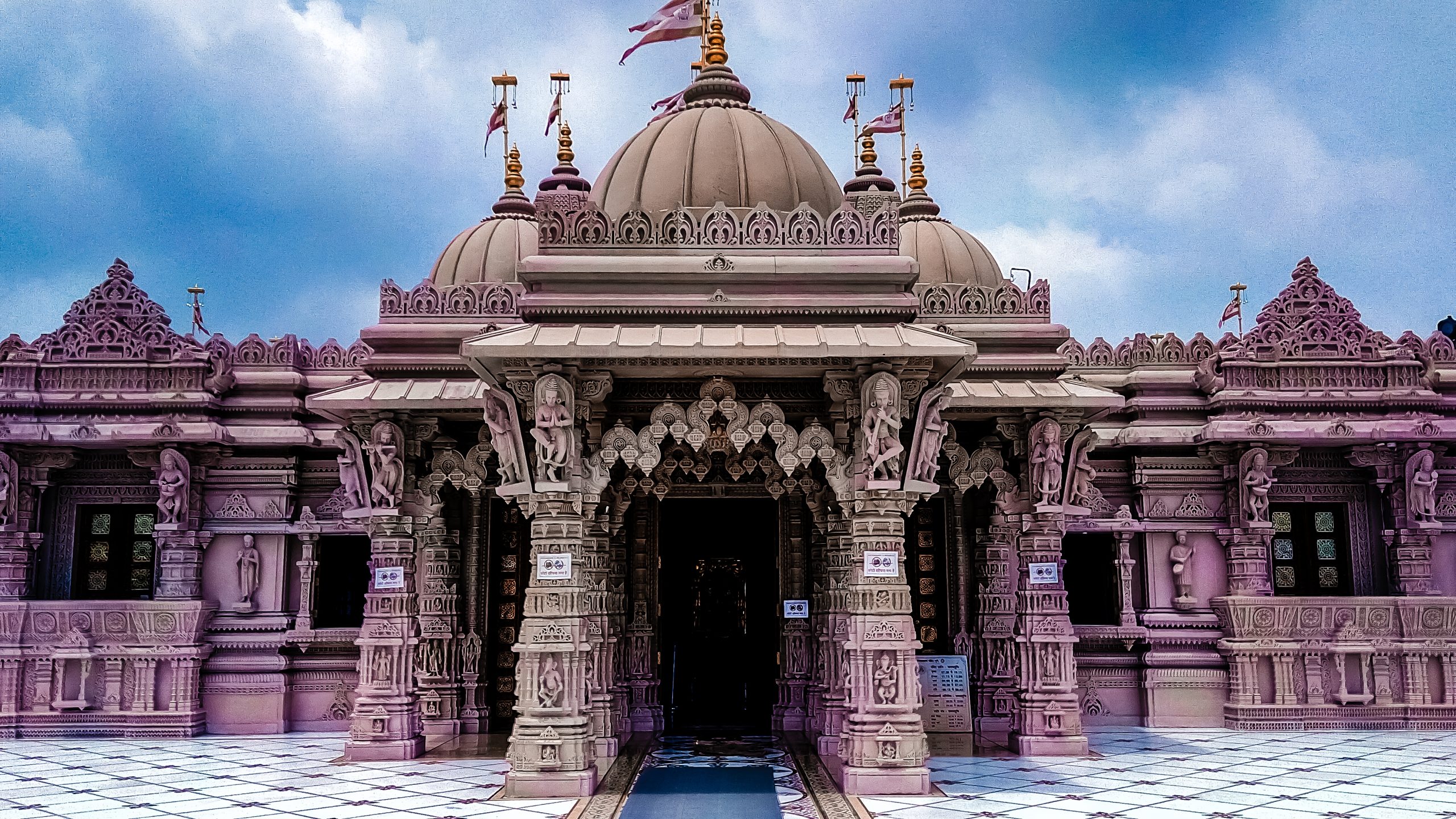 Shirdi & Shani Shingnapur: A 3-Day Spiritual Journey from Pune