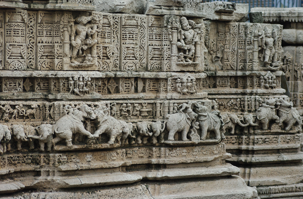 4-Day Gujarat Pilgrimage and Sightseeing Tour